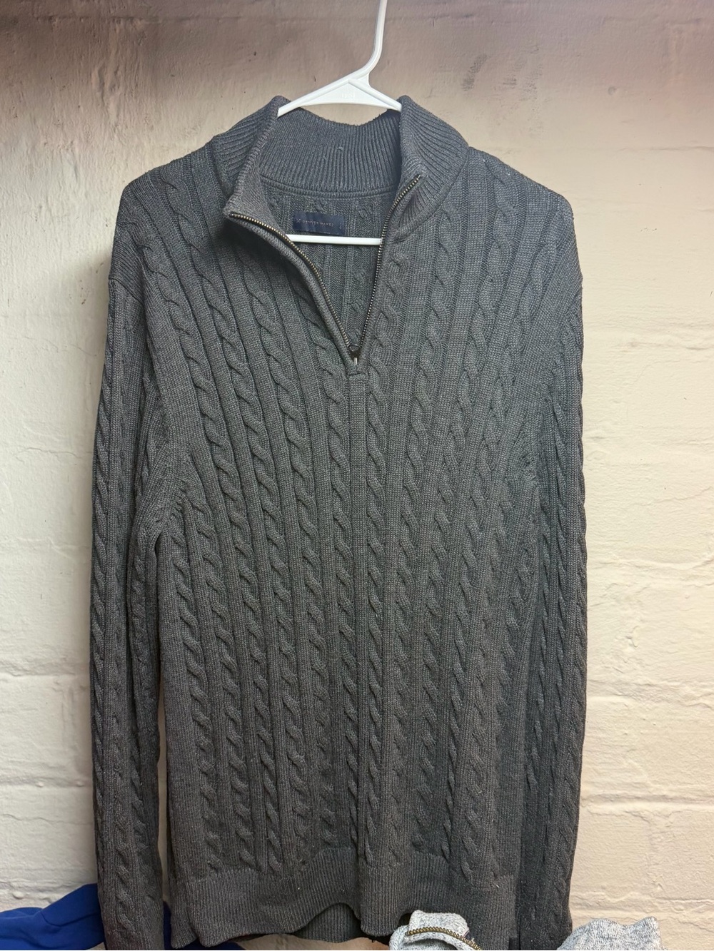 Oversized Denver Hayes Gray Cable-Knit Half-Zip Sweater
